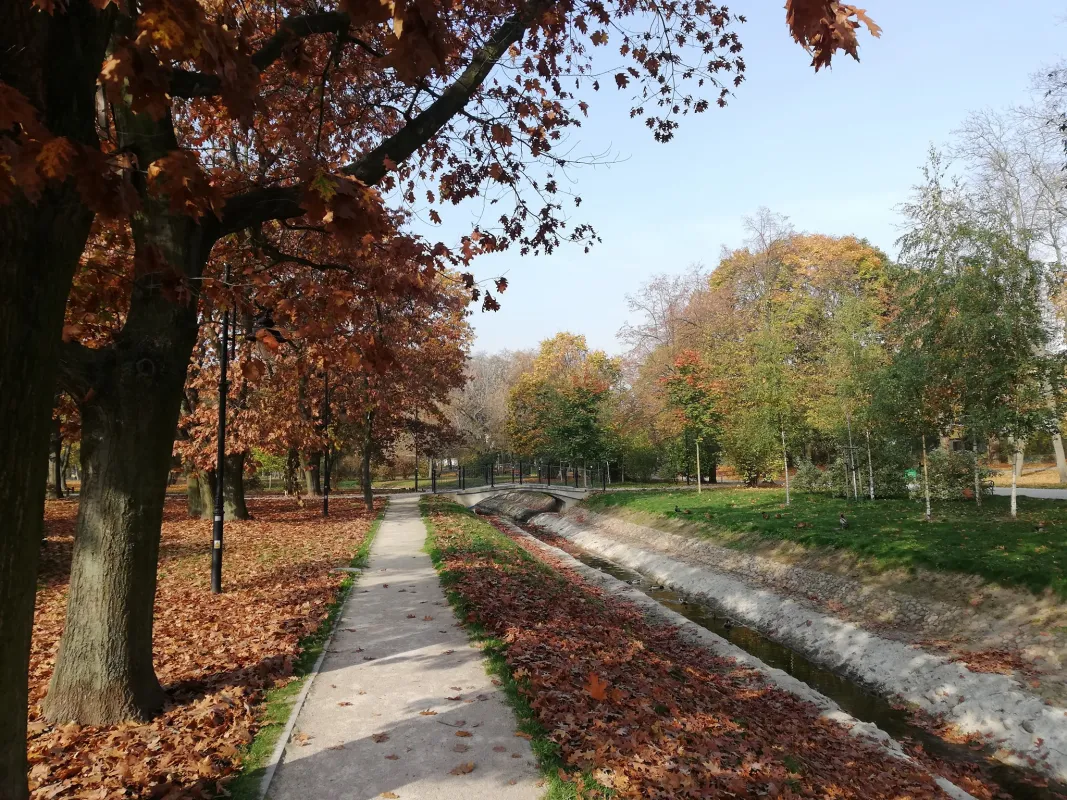 Radomski Park Leśniczówka